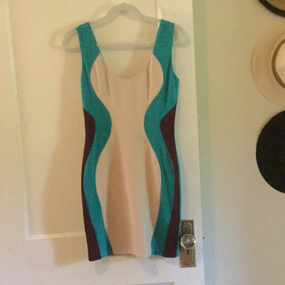 Super Flattering turquoise and brown dress